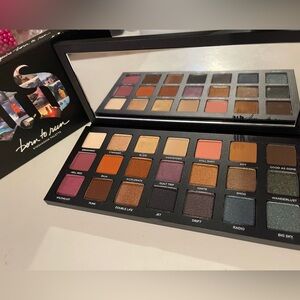 Urban Decay Vibrant Eyeshadow Palette